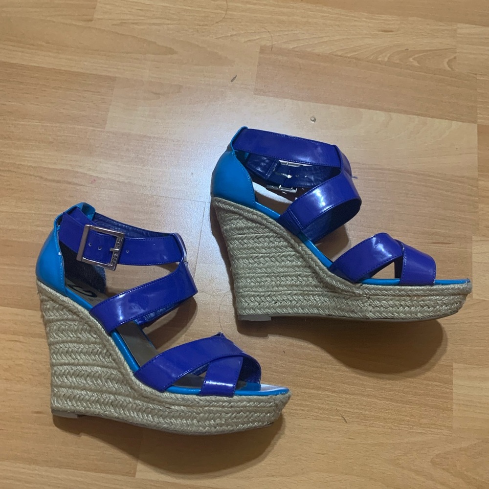 Guess Wedges - Picture 4 of 11